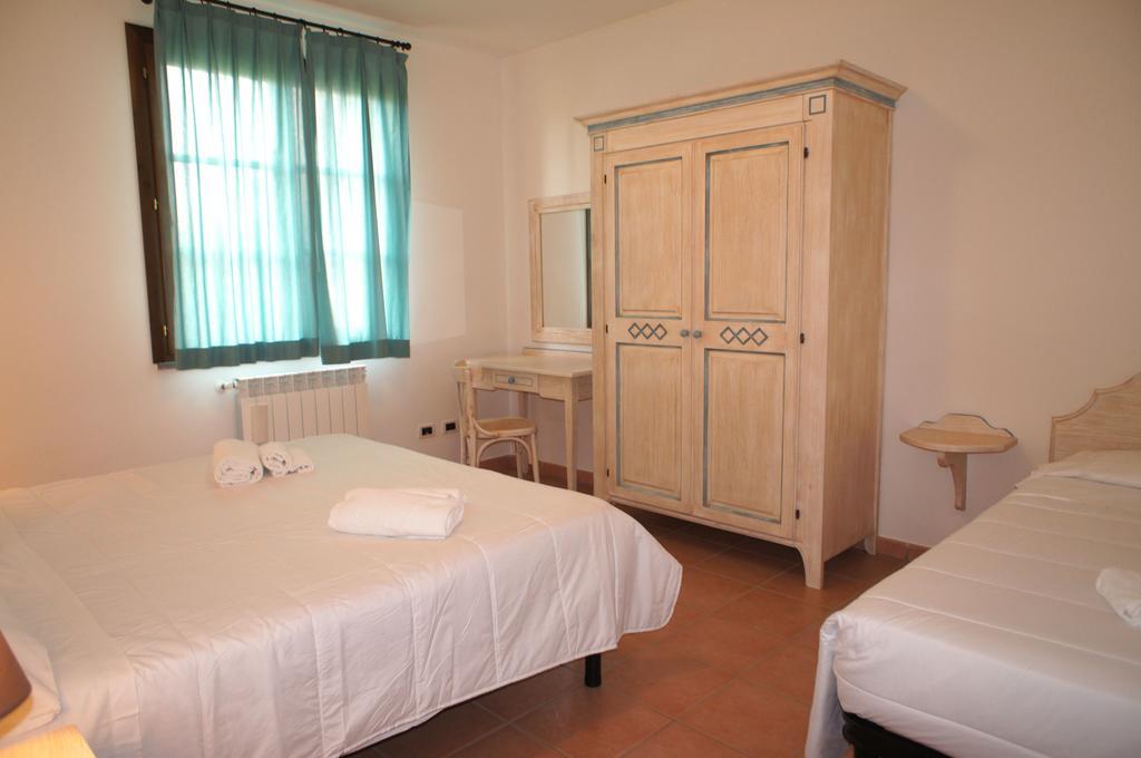 Appartamenti In Residence Villa Santa Maria San Vincenzo Habitación foto