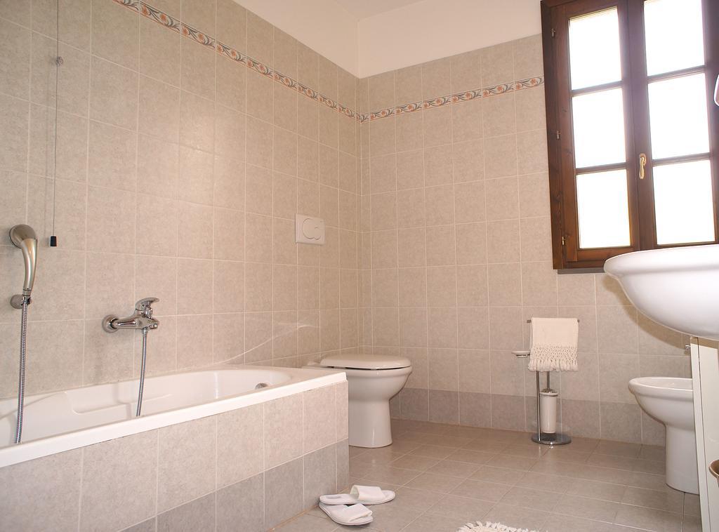 Appartamenti In Residence Villa Santa Maria San Vincenzo Habitación foto